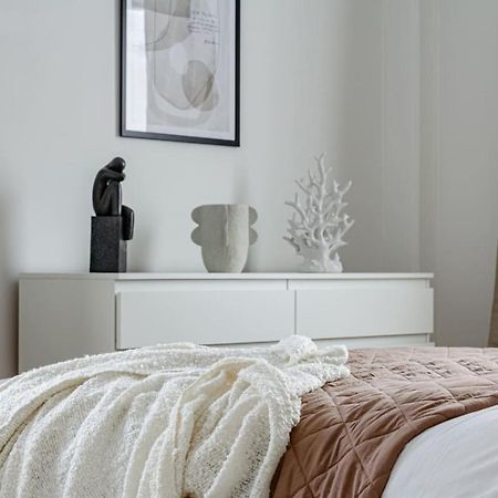 Budget Comfort On Trendy Soedermalm Stockholm Exteriör bild