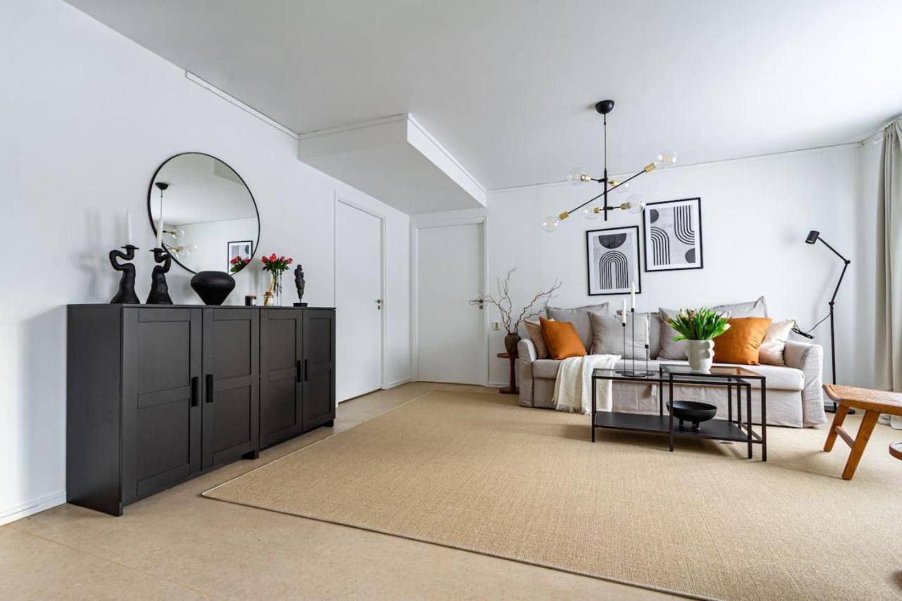 Budget Comfort On Trendy Soedermalm Stockholm Exteriör bild