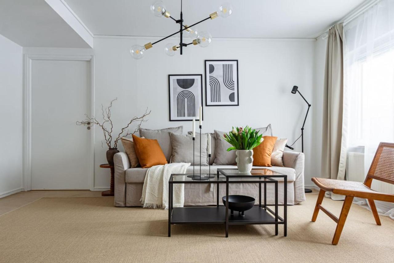 Budget Comfort On Trendy Soedermalm Stockholm Exteriör bild